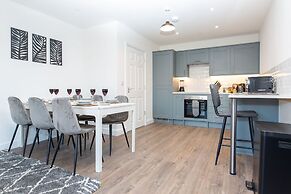 Central Flats in Cardiff with Parking