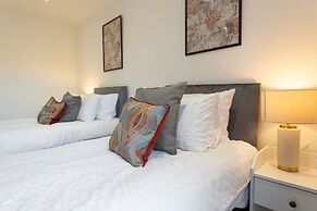 Central Flats in Cardiff with Parking