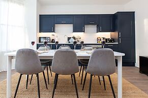 Central Flats in Cardiff with Parking