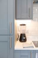 Central Flats in Cardiff with Parking