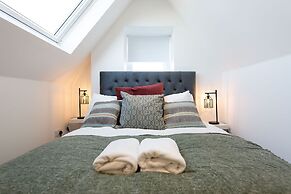 Central Flats in Cardiff with Parking