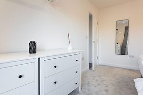 Central Flats in Cardiff with Parking