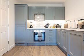 Central Flats in Cardiff with Parking