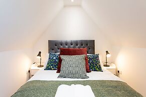 Central Flats in Cardiff with Parking