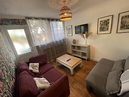 Impeccable 1-bed Apartment in London