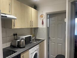 Impeccable 1-bed Apartment in London