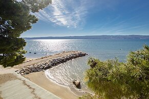 Rogač Rooms & Restaurant