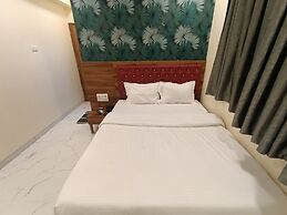 Hotel King Residency