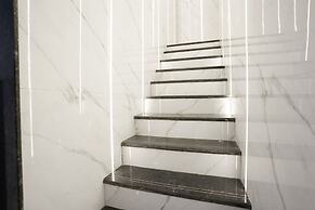 Hotel King Residency