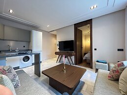 Les Joyeux Luxury Suites & Appart