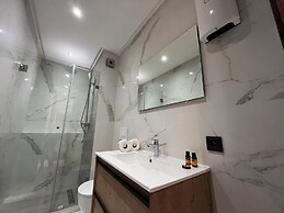 Les Joyeux Luxury Suites & Appart