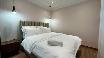 Les Joyeux Luxury Suites & Appart