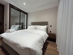 Les Joyeux Luxury Suites & Appart