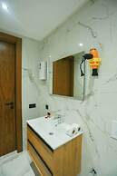 Les Joyeux Luxury Suites & Appart