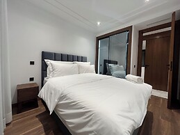 Les Joyeux Luxury Suites & Appart