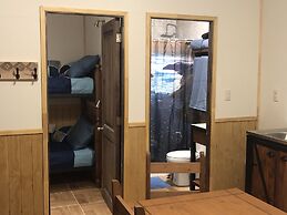 Magellanicus Rustic Suites