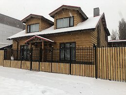 Magellanicus Rustic Suites