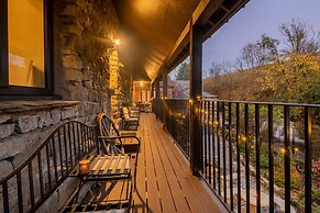 The Waterfall Retreat