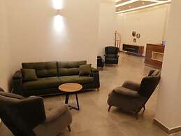 Nilufer Abha
