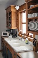 4BDR Broomhead Farmhouse Main House