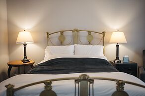 4BDR Broomhead Farmhouse Main House