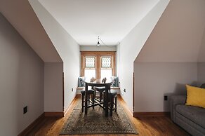 4BDR Broomhead Farmhouse Main House