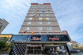 F-one Hotel