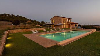 Casale Grottini 8 Emma Villas