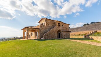 Casale Grottini 8 Emma Villas