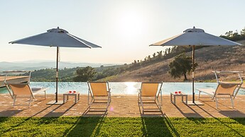 Casale Grottini 8 Emma Villas