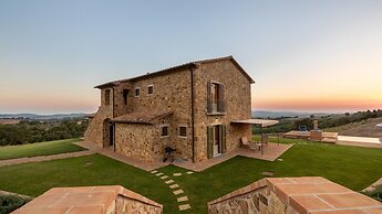 Casale Grottini 8 Emma Villas