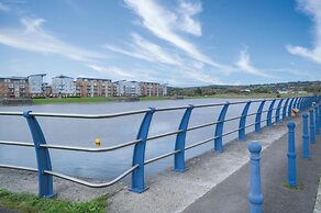 The Penthouse - 3 Bedroom Apartment - Llanelli