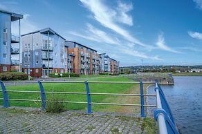 The Penthouse - 3 Bedroom Apartment - Llanelli