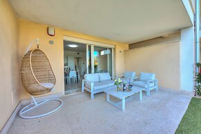 Una Meta Tra Gli Ulivi