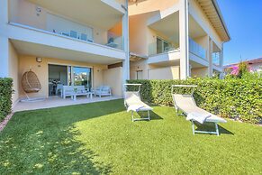 Una Meta Tra Gli Ulivi