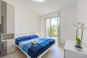 Una Meta Tra Gli Ulivi