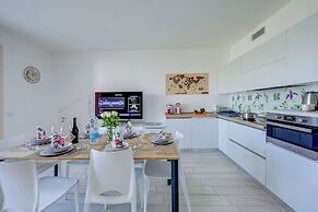 Una Meta Tra Gli Ulivi