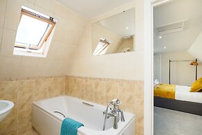 The Cottage at Gildridge Private Hot tub