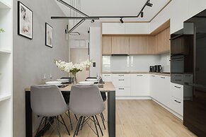 Moonlight Apartment by Renters