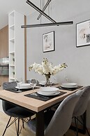 Moonlight Apartment by Renters