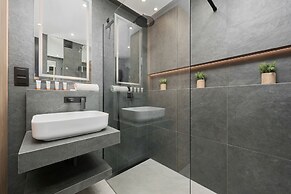 Moonlight Apartment by Renters