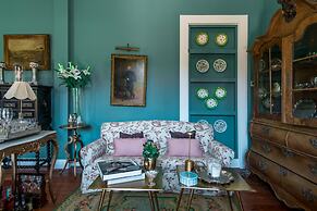 Villa Camelia Boutique House