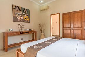 Villa Lotus Kayuputih