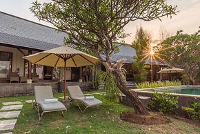 Villa Lotus Kayuputih