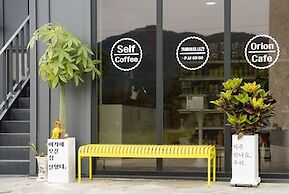 Gapyeong Orion Poolvilla Pension