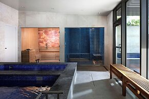 Renaissance Honolulu Hotel & Spa