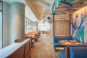 Renaissance Honolulu Hotel & Spa