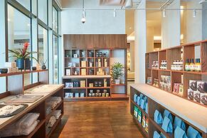 Renaissance Honolulu Hotel & Spa