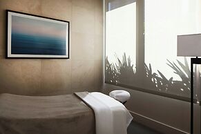 Renaissance Honolulu Hotel & Spa