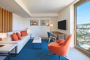 Renaissance Honolulu Hotel & Spa